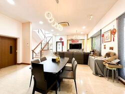Lornie Road (D11), Terrace #513044161